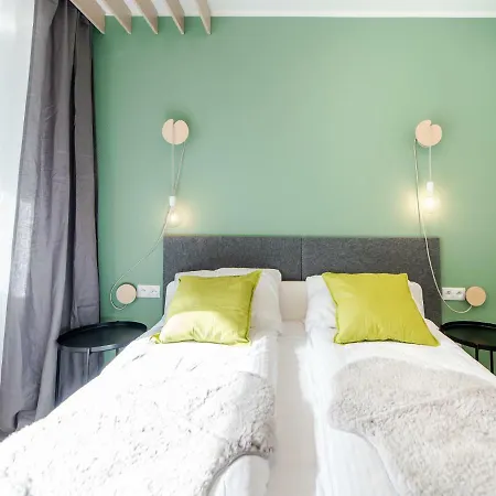Appartement Forest Surfingbird