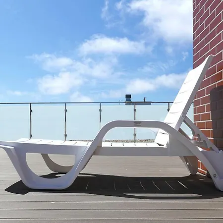 Forest Surfingbird Appartamento Kołobrzeg