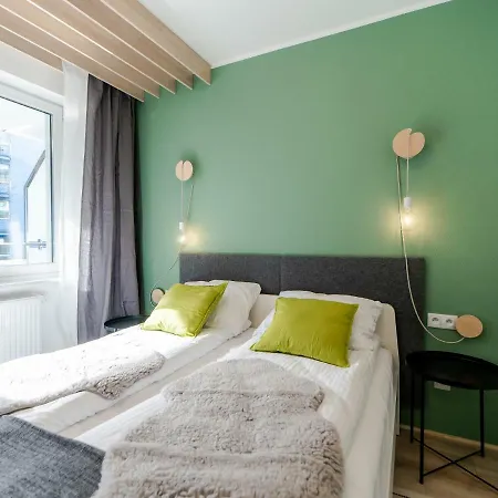 Forest Surfingbird Apartman